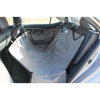 Kurasuoja takapenkille